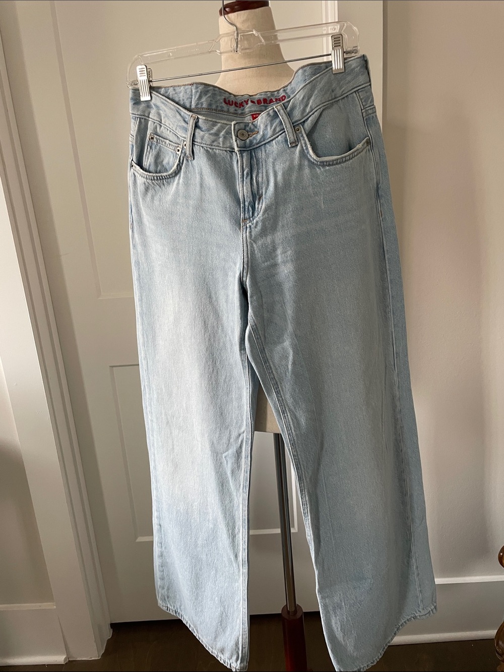 Lucky Brand Light Wash Wide-Leg Jeans